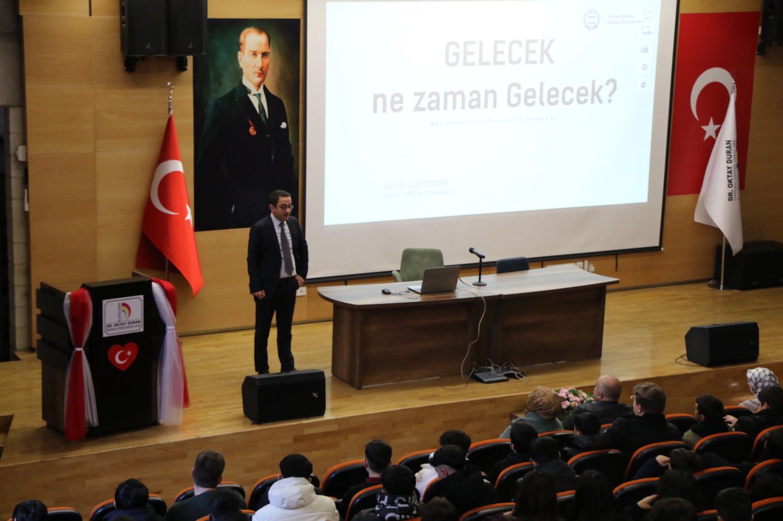 gelecek semineri 4.jpg (140 KB)