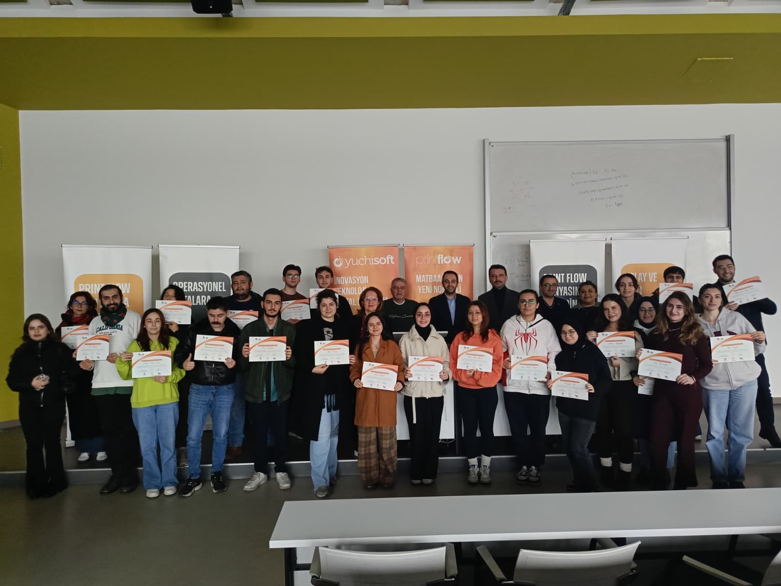 printflow sertifika günü 4.jpg (140 KB)